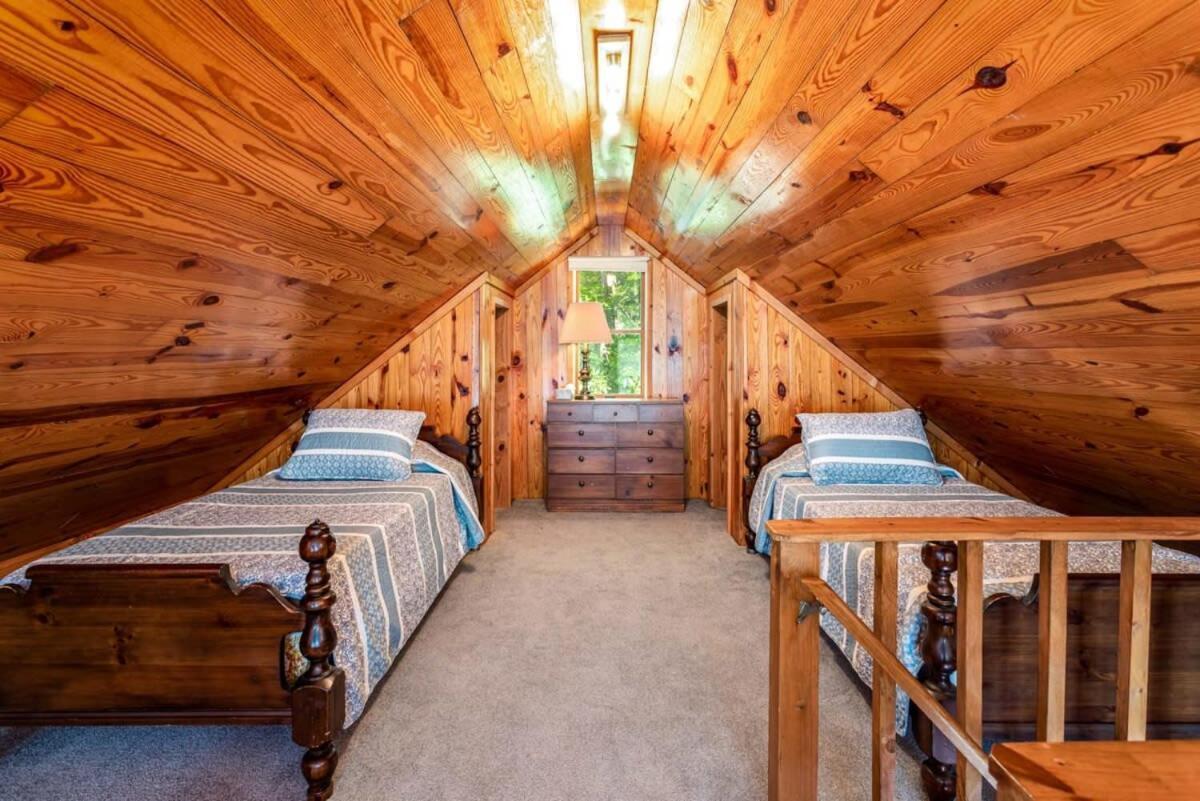 Hot Tub, Large Deck, Wifi, Fire Pit At Chalet Cabin Morton Grove Εξωτερικό φωτογραφία