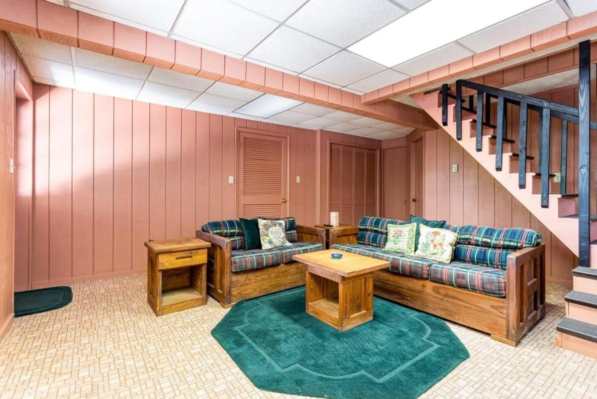 Hot Tub, Large Deck, Wifi, Fire Pit At Chalet Cabin Morton Grove Εξωτερικό φωτογραφία