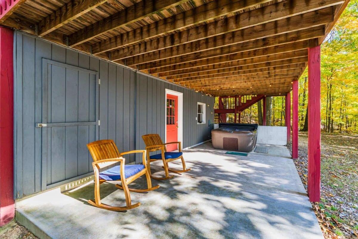 Hot Tub, Large Deck, Wifi, Fire Pit At Chalet Cabin Morton Grove Εξωτερικό φωτογραφία
