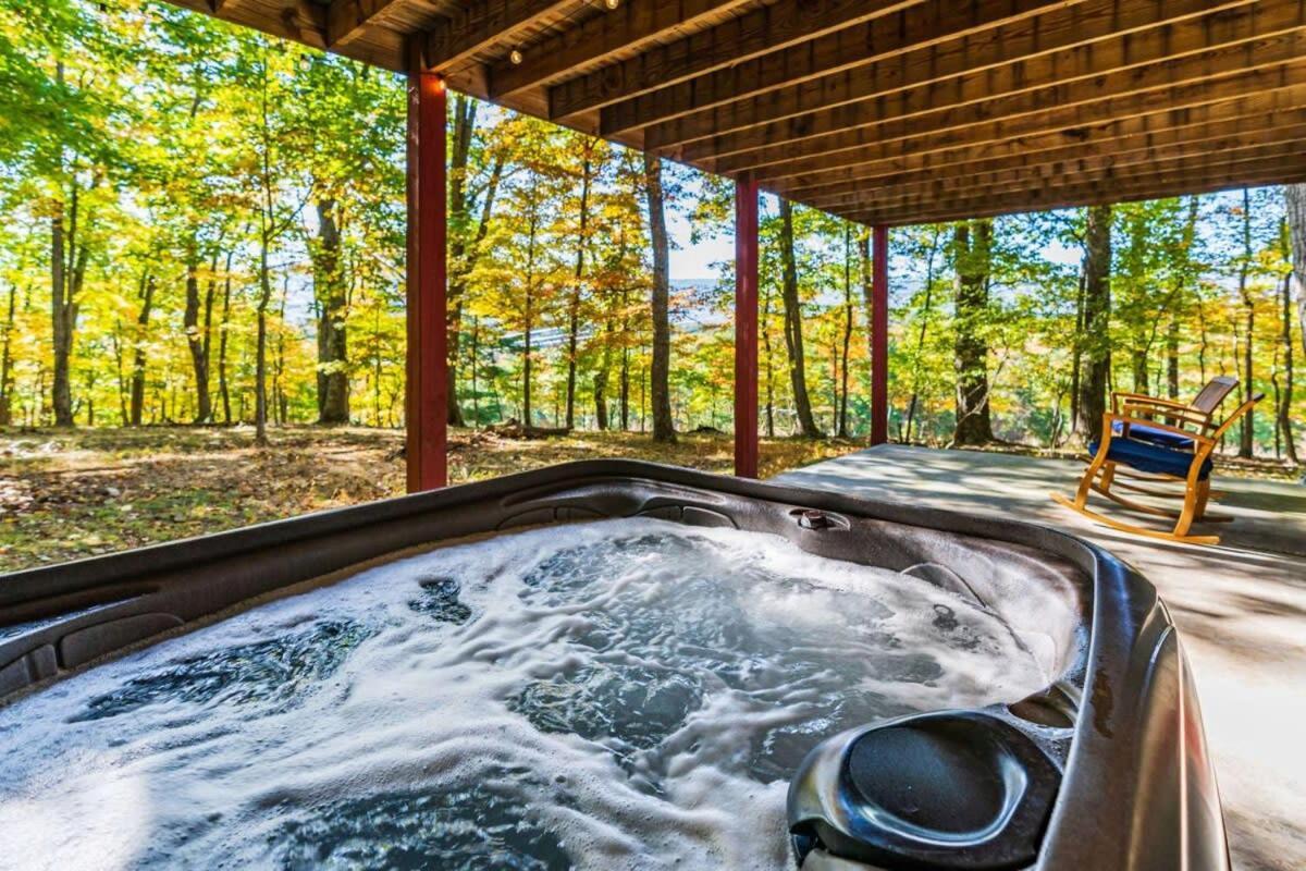 Hot Tub, Large Deck, Wifi, Fire Pit At Chalet Cabin Morton Grove Εξωτερικό φωτογραφία