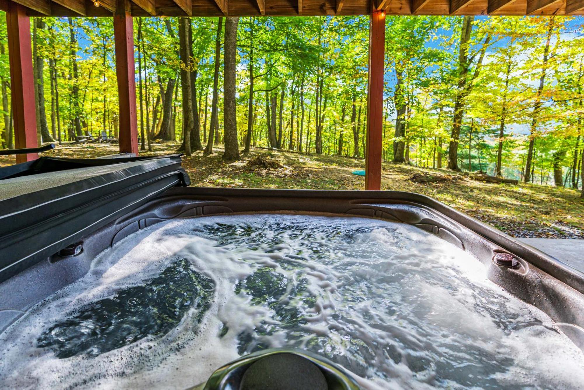 Hot Tub, Large Deck, Wifi, Fire Pit At Chalet Cabin Morton Grove Εξωτερικό φωτογραφία